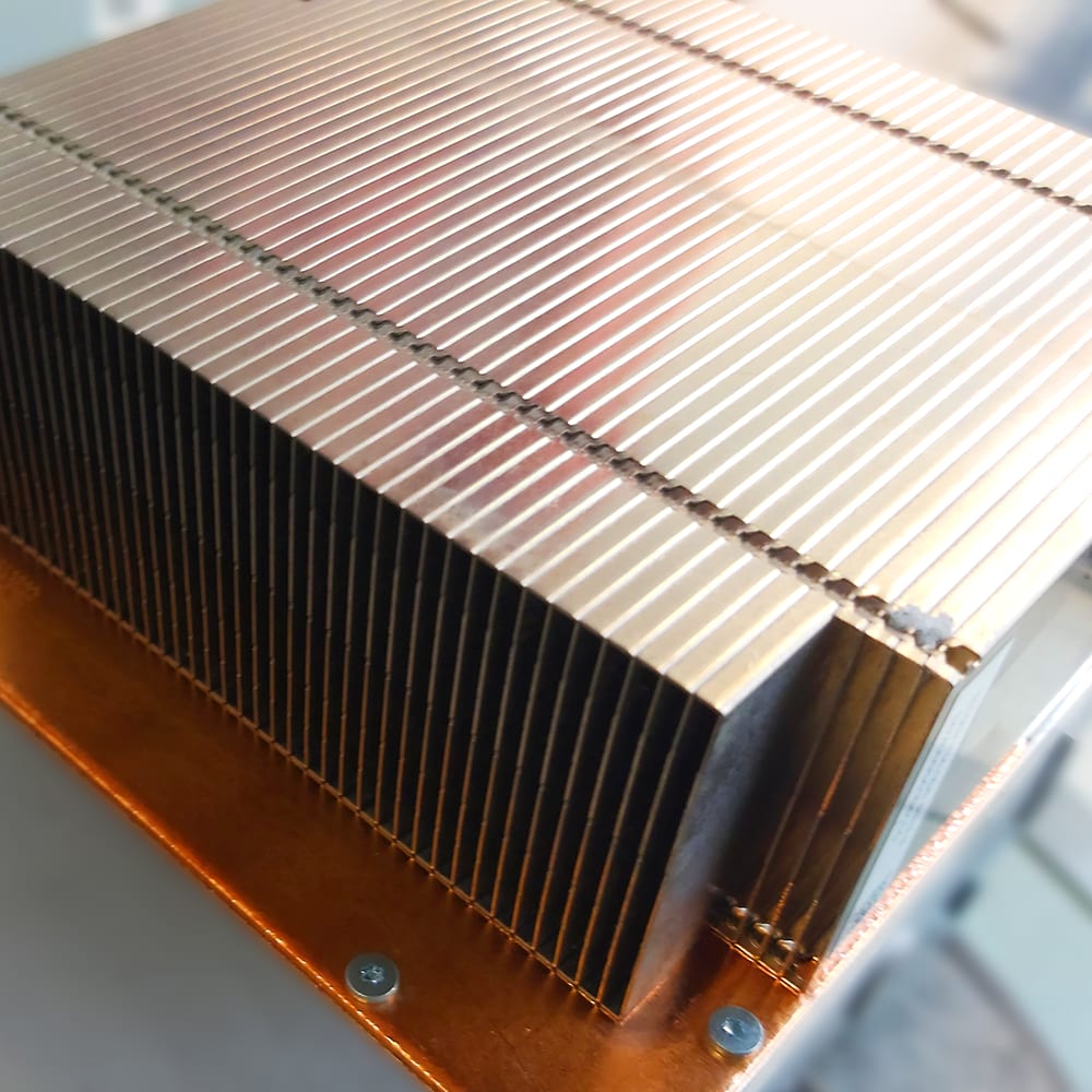The same heatsink after cleaning, every fin clear